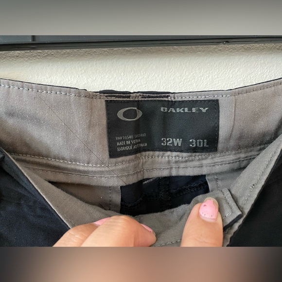 OAKLEY || men’s pants - Picture 5 of 9